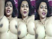 Horny Desi Wife Shows boobs On Cam Show