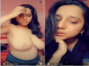 Cute Desi girl Shows Big Boobs