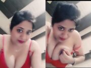 DESI BEAUTIFUL BHABHI SELFIE FOR LOVER