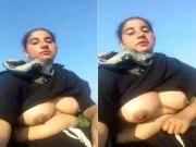 Paki Wife Shows her Boobs